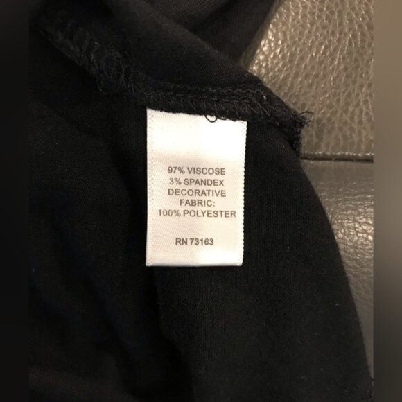 Cable&Gauge Black Ruffle Front Button Down Top - Picture 3 of 4